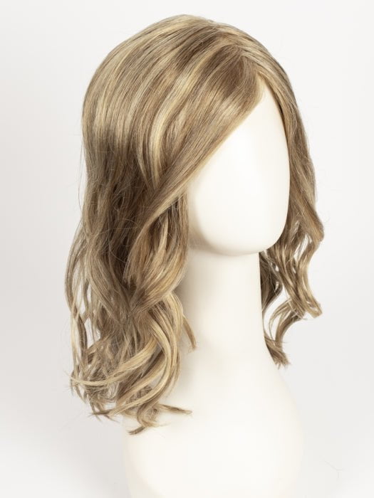 GL15-26 BUTTERED TOAST | Medium Blonde with Light Blonde Highlights