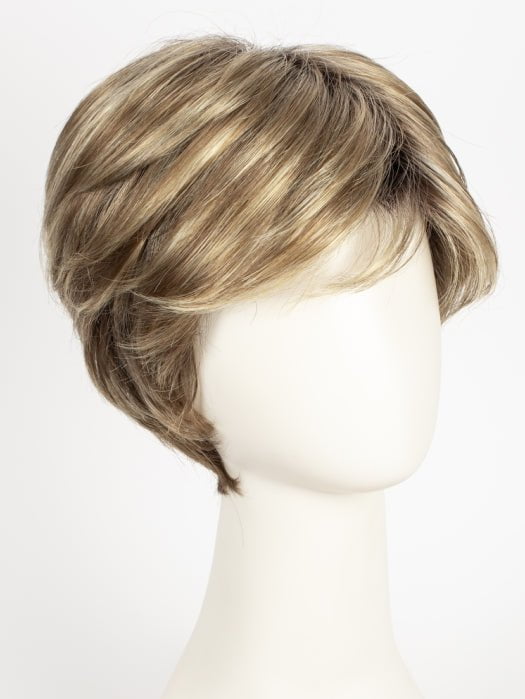 RH12/26RT4 | Light Brown with Chunky Golden Blonde Highlights and Dark Brown Roots