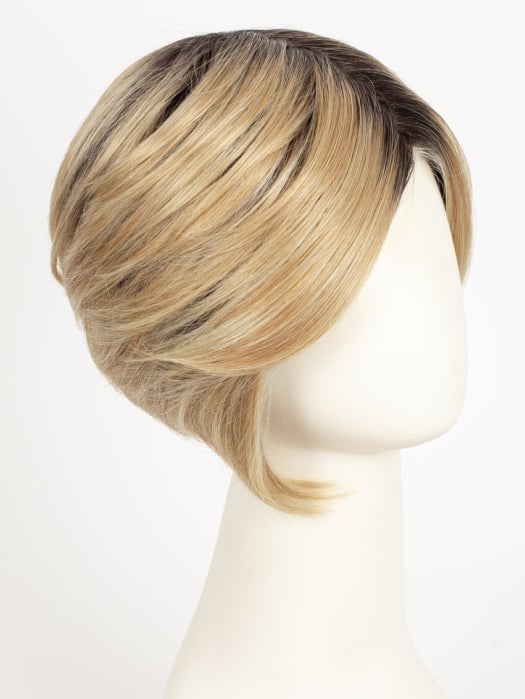 GF14-88SS GOLDEN WHEAT | Dark Blonde evenly Blended with Pale Blonde Highlights and Dark Roots