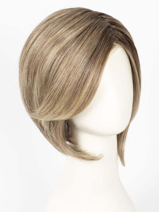 GF12-22SS SHADED CAPPUCCINO | Light Golden Brown Evenly Blended with Cool Platinum Blonde Highlights with Dark Roots