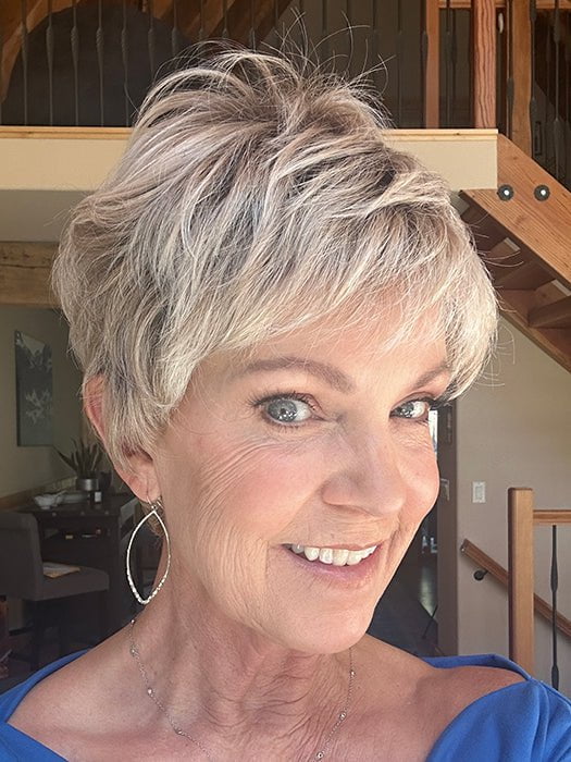 Susan S. @an_affair_with_hair wearing STRAIGHT CHIC by RAQUEL WELCH in RL19/23SS SHADED BISCUIT | Light Ash Blonde Evenly Blended with Cool Platinum Blonde with Dark Roots