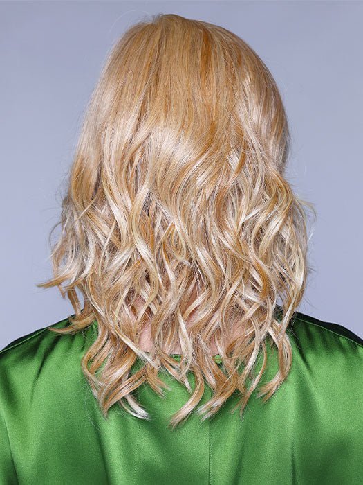 BUTTERCREAM BLONDE | A combination of Gold Blonde, Neutral Blonde, Sandy Blonde, with Pure Blonde highlights